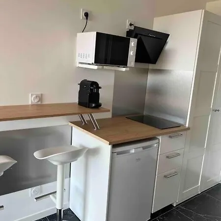 Village Naturiste Studio Renove Avec Parking * Agde